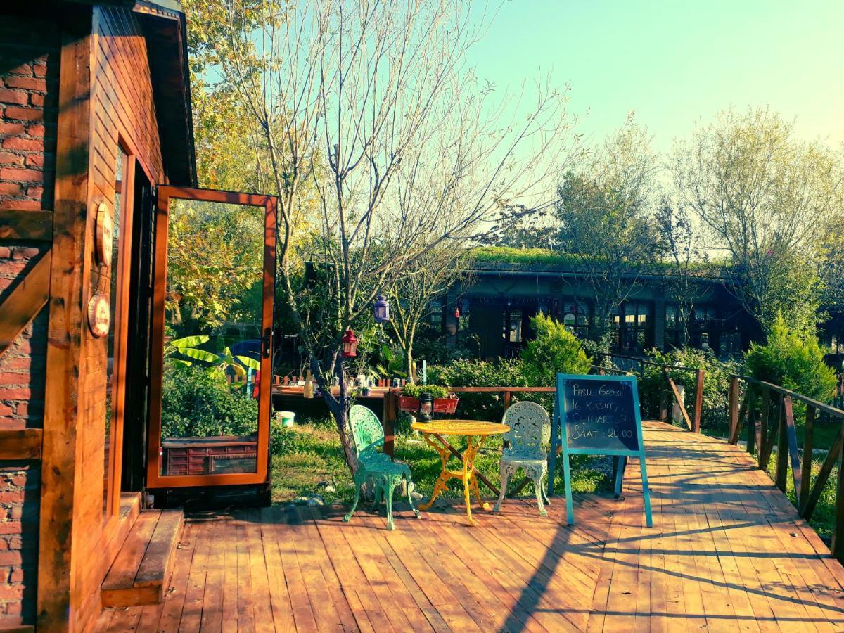 Otantik Tas Ev Bed & Breakfast Dalaman Eksteriør bilde