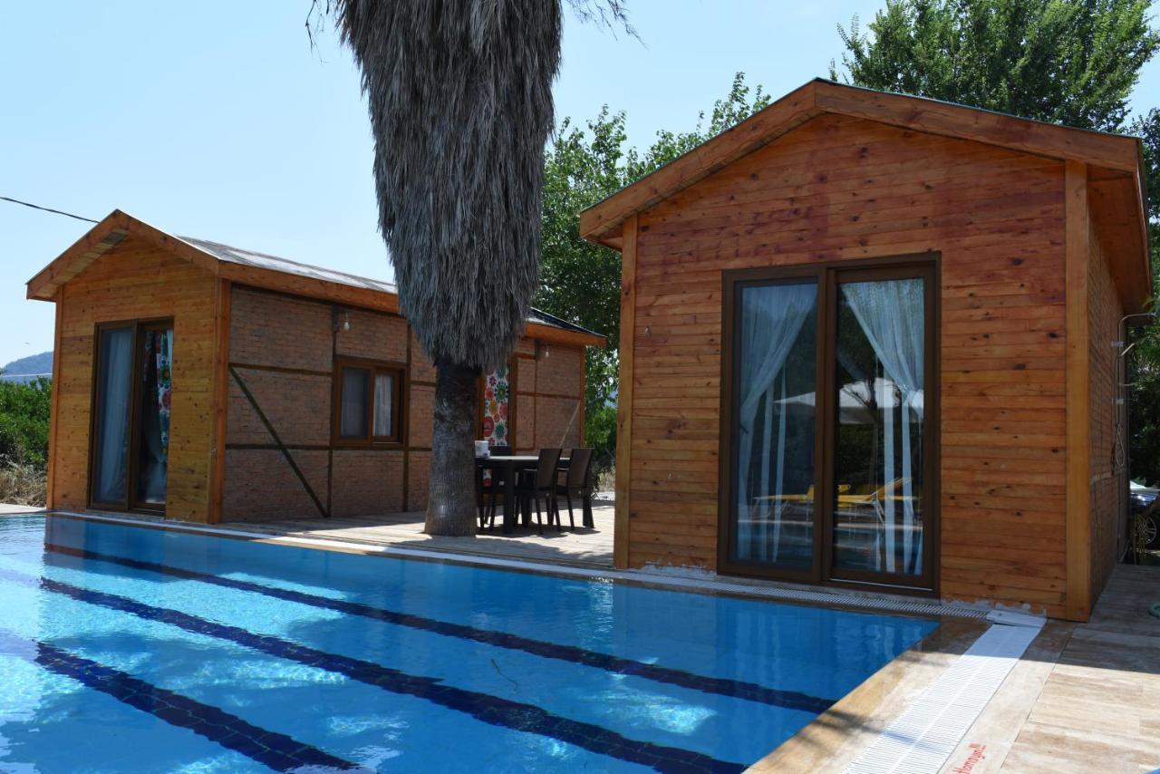 Otantik Tas Ev Bed & Breakfast Dalaman Eksteriør bilde