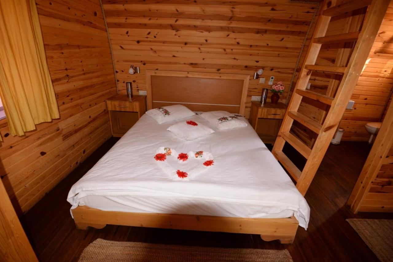Otantik Tas Ev Bed & Breakfast Dalaman Eksteriør bilde